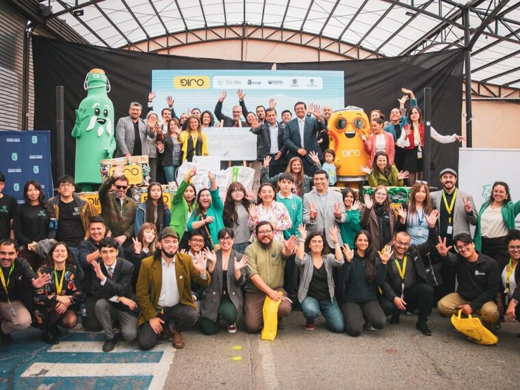 Cuatro comunas de la Provincia de Llanquihue avanzan hacia el reciclaje domiciliario gratuito con la firma de convenio entre la Asociación y GIRO